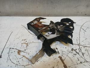 Gebruikte Distributiedeksel Volkswagen Tiguan (5N1/2) 2.0 TDI 16V 4Motion Prijs op aanvraag aangeboden door Autohandel-Smet Gebroeders NV