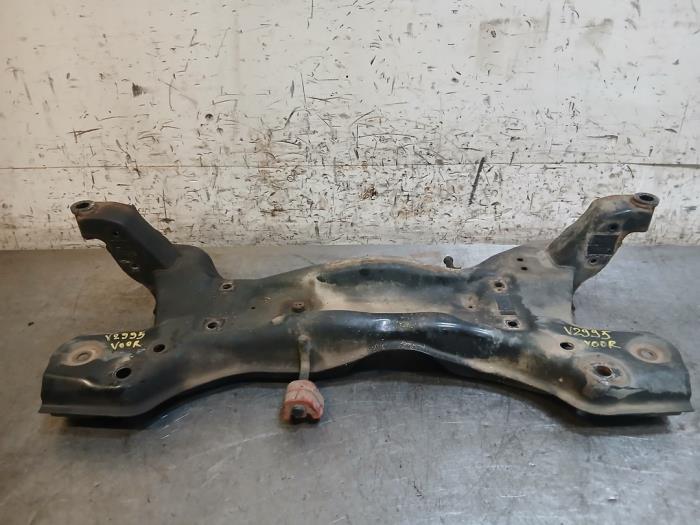 Gebruikte Subframe Seat Ibiza IV (6J5) 1.2 12V Prijs op aanvraag aangeboden door Autohandel-Smet Gebroeders NV