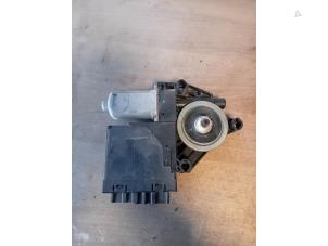 Gebruikte Motor electrisch raam Volvo S90 II 2.0 D3 16V Prijs op aanvraag aangeboden door Autohandel-Smet Gebroeders NV