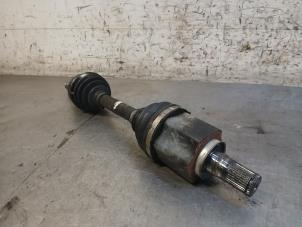 Gebruikte Aandrijfas links-voor Landrover Range Rover Evoque (LVJ/LVS) 2.0 D 150 16V Prijs op aanvraag aangeboden door Autohandel-Smet Gebroeders NV