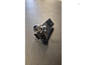 Gebruikte Luchthoeveelheidsmeter BMW 6 serie Gran Coupe (F06) 650i V8 32V Prijs op aanvraag aangeboden door Autohandel-Smet Gebroeders NV