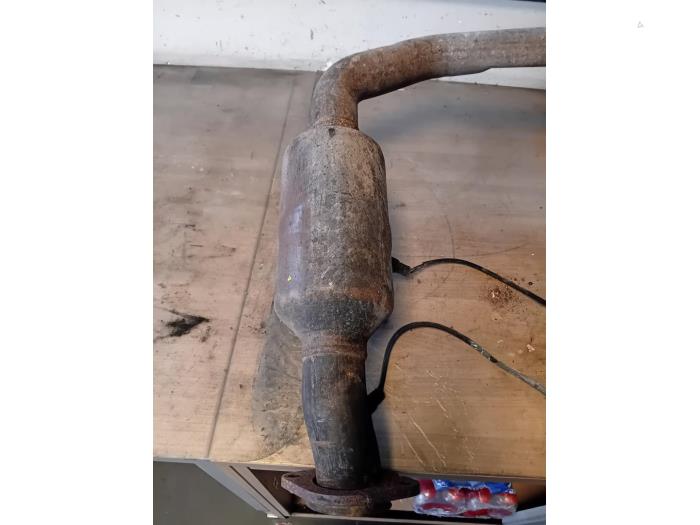 Gebrauchte Katalysator Dodge 1500 Crew Cab (DS) 5.7 Hemi V8 4x4 Preis auf Anfrage angeboten von Autohandel-Smet Gebroeders NV
