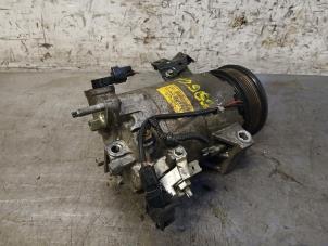 Gebruikte Aircopomp Ford Transit Courier 1.0 Ti-VCT EcoBoost 12V Prijs op aanvraag aangeboden door Autohandel-Smet Gebroeders NV