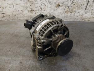 Gebruikte Dynamo Ford Transit Courier 1.0 Ti-VCT EcoBoost 12V Prijs op aanvraag aangeboden door Autohandel-Smet Gebroeders NV