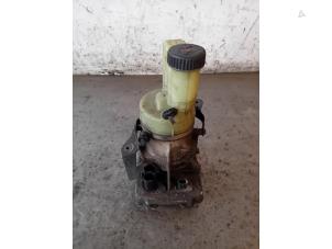 Gebruikte Pomp Servo Opel Movano 2.3 BiTurbo 16V Prijs op aanvraag aangeboden door Autohandel-Smet Gebroeders NV