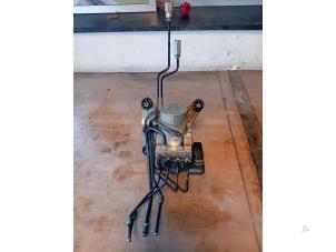 Gebruikte ABS Pomp BMW 6 serie Gran Coupe (F06) 650i V8 32V Prijs op aanvraag aangeboden door Autohandel-Smet Gebroeders NV