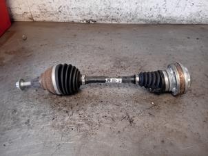 Gebruikte Cardanas links-voor (VWA) Audi Q2 (GAB/GAG) 1.5 35 TFSI 16V Prijs op aanvraag aangeboden door Autohandel-Smet Gebroeders NV