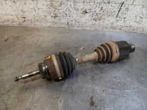 Gebruikte Cardanas links-voor (VWA) Ssang Yong Actyon Sports II Prijs op aanvraag aangeboden door Autohandel-Smet Gebroeders NV