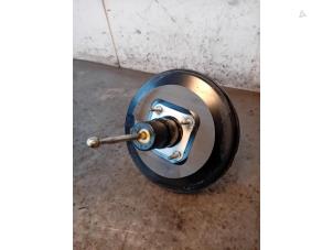 Gebruikte Rembekrachtiger Volkswagen Polo V (6R) 1.4 TDI Prijs op aanvraag aangeboden door Autohandel-Smet Gebroeders NV