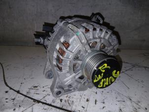 Gebruikte Alternator Citroen Jumper (U9) 2.2 Blue HDi 140 Prijs op aanvraag aangeboden door Autohandel-Smet Gebroeders NV