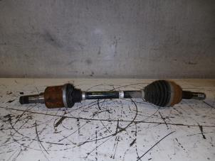 Gebruikte Aandrijfas links-voor Citroen Jumper (U9) 2.2 Blue HDi 140 Prijs op aanvraag aangeboden door Autohandel-Smet Gebroeders NV