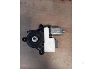 Gebruikte Motor electrisch raam Audi A3 Sportback (8YA) 1.4 40 TFSIe 16V Prijs op aanvraag aangeboden door Autohandel-Smet Gebroeders NV