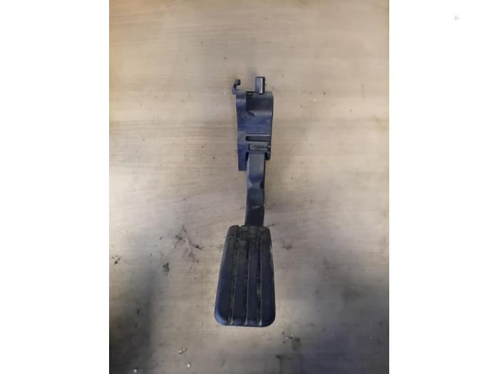Gebruikte Gaspedaalpositie Sensor Renault Express 1.3 TCE 100 16V Prijs € 72,60 Inclusief btw aangeboden door Autohandel-Smet Gebroeders NV