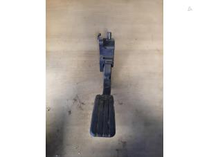 Gebruikte Sensor Gaspedaalpositie Renault Express 1.3 TCE 100 16V Prijs op aanvraag aangeboden door Autohandel-Smet Gebroeders NV