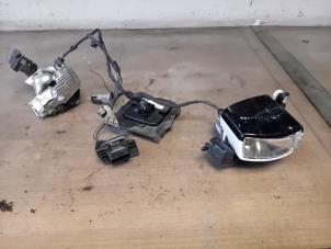 Gebruikte Motor Koplamp Renault Talisman Estate (RFDK) 1.6 dCi 130 Prijs op aanvraag aangeboden door Autohandel-Smet Gebroeders NV