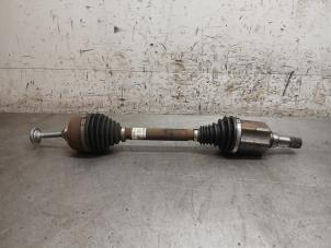 Gebruikte Cardanas links-voor (VWA) Mercedes Sprinter 3t (910.6) 211 CDI 2.1 D FWD Prijs op aanvraag aangeboden door Autohandel-Smet Gebroeders NV