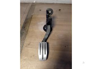 Gebruikte Sensor Gaspedaalpositie Tesla Model S 85D Prijs op aanvraag aangeboden door Autohandel-Smet Gebroeders NV