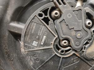 Gebruikte Pomp adblue Landrover Discovery Sport (LC) 2.0 eD4 150 16V Prijs op aanvraag aangeboden door Autohandel-Smet Gebroeders NV