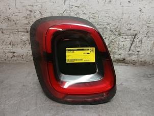 Gebruikte Achterlicht links Fiat 500X (334) 1.0 FireFly Turbo 114 12V Prijs € 242,00 Inclusief btw aangeboden door Autohandel-Smet Gebroeders NV