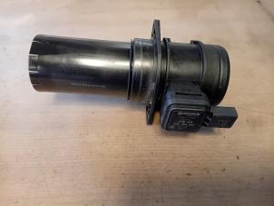 Gebruikte Luchthoeveelheidsmeter Volkswagen Caddy III (2KA,2KH,2CA,2CH) 1.6 TDI 16V Prijs op aanvraag aangeboden door Autohandel-Smet Gebroeders NV