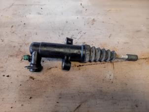 Gebruikte Koppeling Hoofd Cilinder Opel Adam 1.4 16V Prijs op aanvraag aangeboden door Autohandel-Smet Gebroeders NV