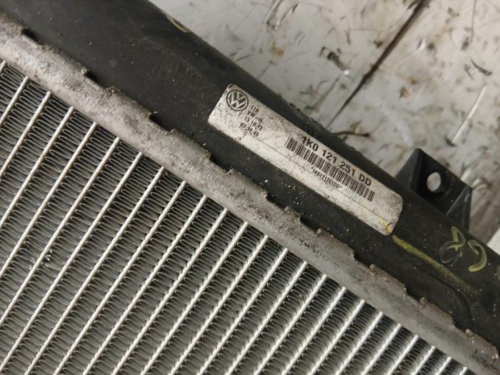 Gebruikte Radiateur Volkswagen Polo VI (AW1) 1.0 TSI 12V Prijs op aanvraag aangeboden door Autohandel-Smet Gebroeders NV
