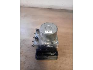 Gebruikte ABS Pomp Hyundai Tucson (NX) 1.6 CRDi 16V Prijs op aanvraag aangeboden door Autohandel-Smet Gebroeders NV