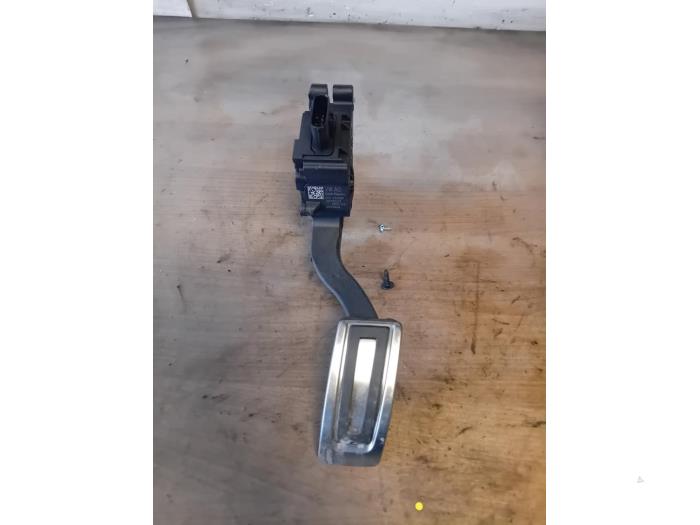 Gebruikte Gaspedaalpositie Sensor Volkswagen Polo VI (AW1) 1.0 MPI 12V Prijs op aanvraag aangeboden door Autohandel-Smet Gebroeders NV
