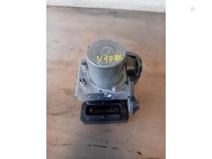 Gebruikte ABS Pomp Volkswagen Polo VI (AW1) 1.0 MPI 12V Prijs op aanvraag aangeboden door Autohandel-Smet Gebroeders NV