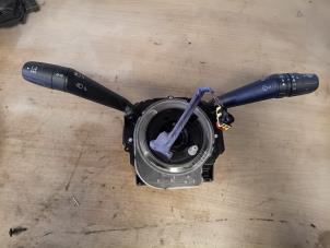 Gebruikte Combischakelaar Stuurkolom Fiat 500X (334) 1.0 FireFly Turbo 114 12V Prijs op aanvraag aangeboden door Autohandel-Smet Gebroeders NV