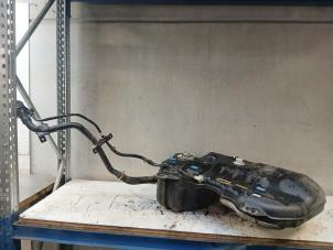 Gebruikte Brandstoftank Hyundai Tucson (NX) 1.6 CRDi 16V Prijs € 181,50 Inclusief btw aangeboden door Autohandel-Smet Gebroeders NV