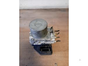 Gebruikte ABS Pomp Infiniti Q50 (V37) 2.2 D Prijs op aanvraag aangeboden door Autohandel-Smet Gebroeders NV