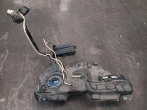 Gebruikte Brandstoftank Volkswagen Polo VI (AW1) 1.0 TSI 12V Prijs op aanvraag aangeboden door Autohandel-Smet Gebroeders NV