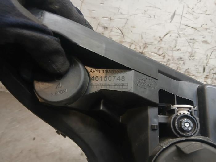Koplamp links van een Ford B-Max (JK8) 1.0 EcoBoost 12V 125 2013