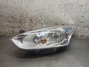 Gebruikte Linker Koplamp Ford B-Max (JK8) 1.0 EcoBoost 12V 125 Prijs € 121,00 Inclusief btw aangeboden door Autohandel-Smet Gebroeders NV