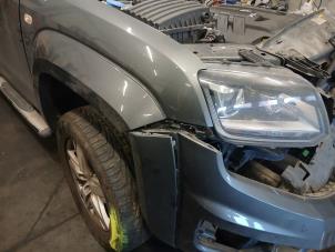 Gebruikte Voorscherm rechts Volkswagen Amarok 3.0 TDI V6 24V 4Motion Prijs € 332,75 Inclusief btw aangeboden door Autohandel-Smet Gebroeders NV