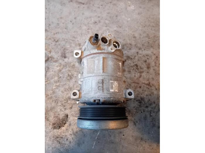 Gebruikte Aircopomp Fiat Punto Evo (199) 1.4 Prijs op aanvraag aangeboden door Autohandel-Smet Gebroeders NV