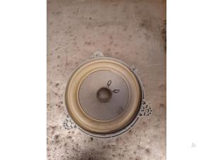 Gebruikte Luidspreker Renault Megane IV (RFBB) 1.8 TCe 16V RS Trophy Prijs € 36,30 Inclusief btw aangeboden door Autohandel-Smet Gebroeders NV