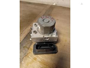 Gebruikte ABS Pomp Honda CR-V (RE/RM) 1.6 i-DTEC 16V Prijs op aanvraag aangeboden door Autohandel-Smet Gebroeders NV