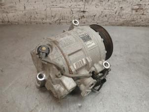 Gebruikte Pomp Airco Mercedes Vito Tourer (447.7) 2.2 114 CDI 16V Prijs € 181,50 Inclusief btw aangeboden door Autohandel-Smet Gebroeders NV