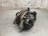 Dynamo van een Hyundai iX20 (JC), 2010 / 2019 1.4i 16V, SUV, Benzine, 1.396cc, 66kW (90pk), FWD, G4FA, 2010-11 / 2019-07, JCF5P1; JCF5P2; JCF5P6; JCF5P7 2013