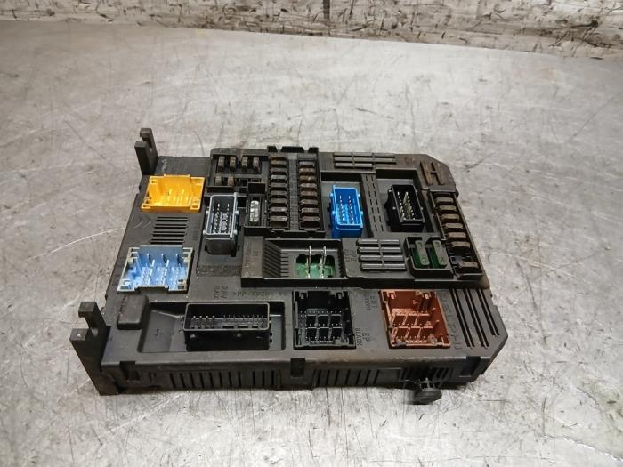 Gebruikte Bodycontrol Module Peugeot 508 (F3/FB/FH/FP) 1.6 16V Hybrid 225 Prijs € 181,50 Inclusief btw aangeboden door Autohandel-Smet Gebroeders NV