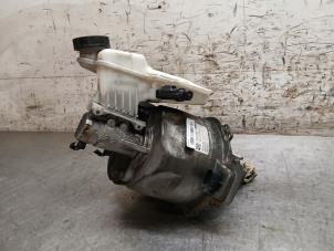 Gebruikte Rembooster Peugeot 508 (F3/FB/FH/FP) 1.6 16V Hybrid 225 Prijs € 423,50 Inclusief btw aangeboden door Autohandel-Smet Gebroeders NV