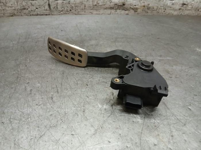 Gebruikte Sensor Gaspedaalpositie Renault Megane IV (RFBB) 1.8 TCe 16V RS Trophy Prijs € 36,30 Inclusief btw aangeboden door Autohandel-Smet Gebroeders NV