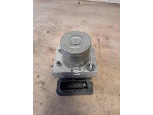 Gebruikte ABS Pomp Volkswagen Crafter Prijs € 363,00 Inclusief btw aangeboden door Autohandel-Smet Gebroeders NV