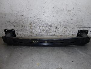 Gebruikte Bumperbalk achter Ford Puma 1.0 Ti-VCT EcoBoost mHEV 12V Prijs € 90,75 Inclusief btw aangeboden door Autohandel-Smet Gebroeders NV