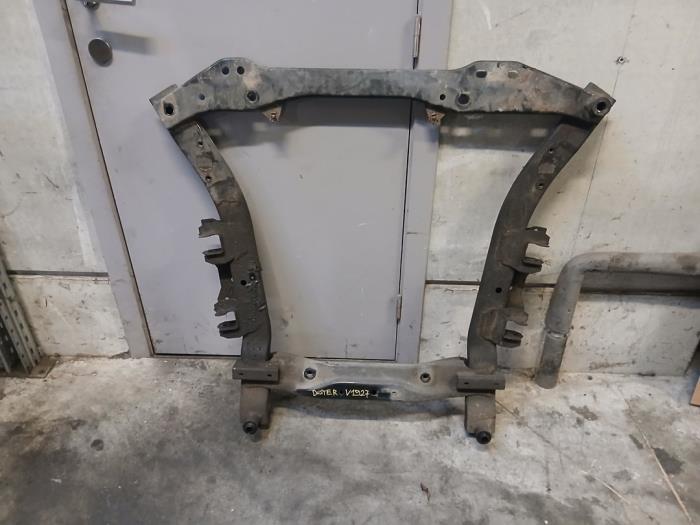 Gebruikte Subframe Dacia Duster (HS) 1.6 16V Hi-Flex Prijs op aanvraag aangeboden door Autohandel-Smet Gebroeders NV