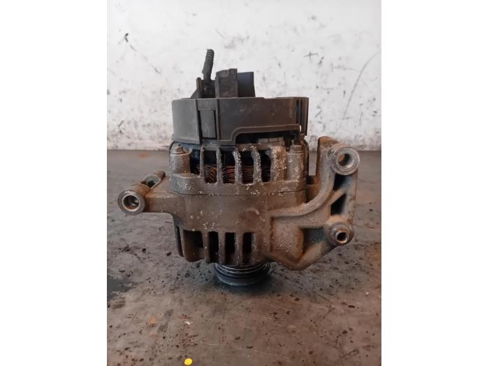 Gebruikte Dynamo Alfa Romeo MiTo (955) 1.3 JTDm 16V Prijs op aanvraag aangeboden door Autohandel-Smet Gebroeders NV