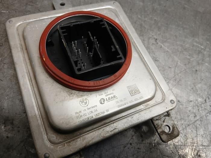 Gebruikte Module LED koplamp BMW 3 serie Touring (G21) 330e 2.0 TwinPower Turbo 16V Prijs € 121,00 Inclusief btw aangeboden door Autohandel-Smet Gebroeders NV