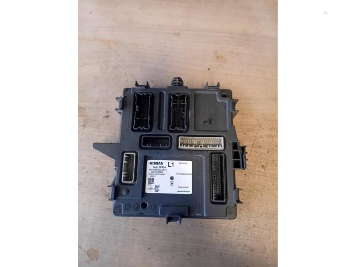 Gebruikte Module Bodycontrol Nissan Juke (F16) 1.0 DIG-T 117 12V Prijs op aanvraag aangeboden door Autohandel-Smet Gebroeders NV